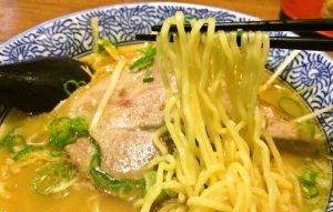 【福岡はラーメンの街！】絶対に外さないとんこつラーメンをご紹介!!