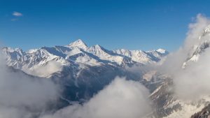 世界最高級の雲上山小屋「グーテ小屋」からアルプス山脈最高峰モン・ブランへ